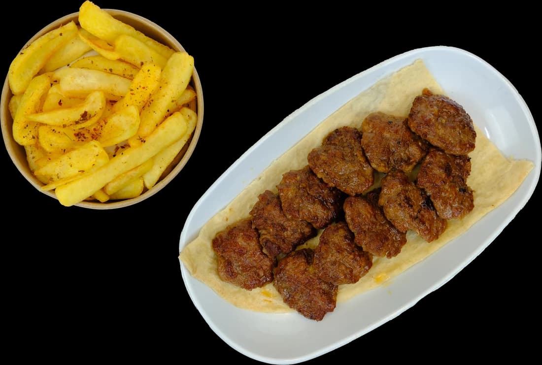 Dana Köfte Mangalda Pişiyo