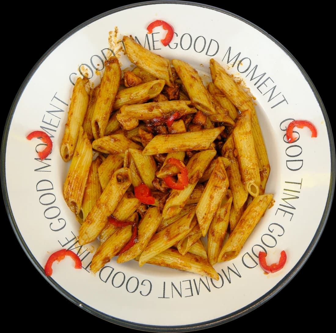 Pişiyo Soslu (Acılı Baharatlı) Makarna
